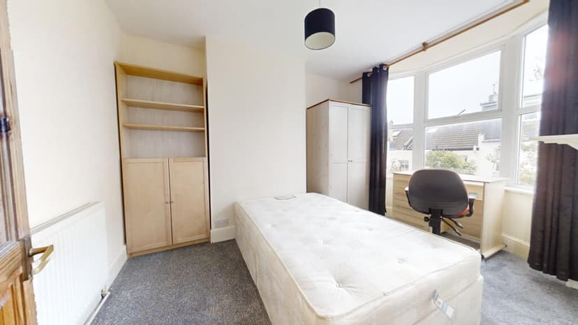 Holland Street - Image 1