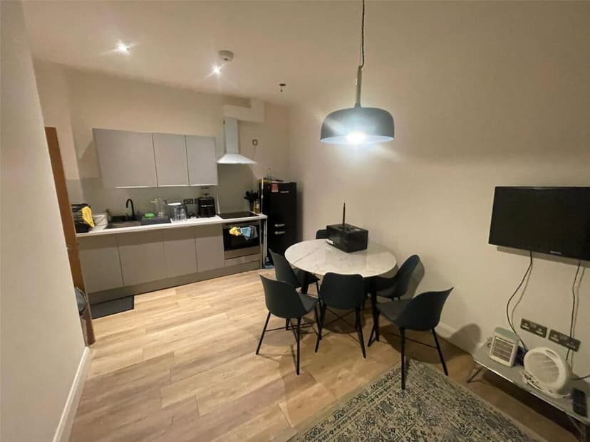 Carlton Chambers - Image 4