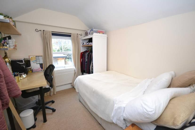 Blenheim Road - Image 5