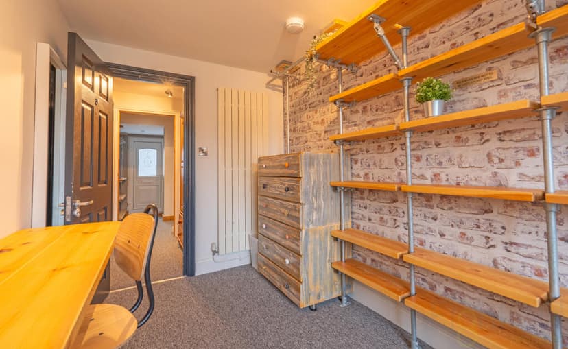 Ashburnham Drive - Image 3