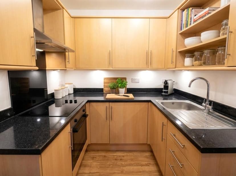 St Michaels Hill - Image 2