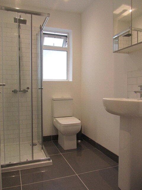 Fishponds Road - Image 3