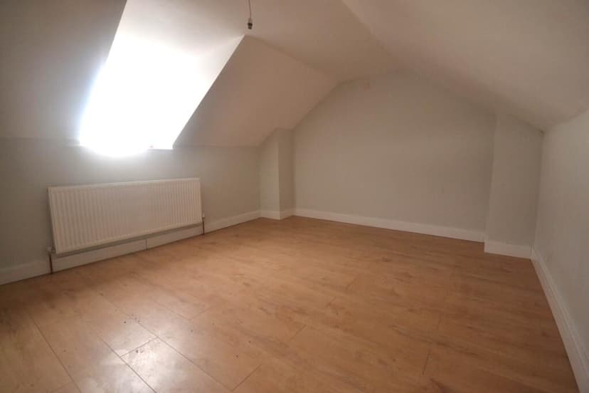 Blenheim Road - Image 4