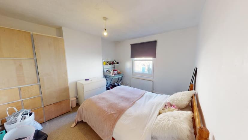 Viaduct Road - Image 4