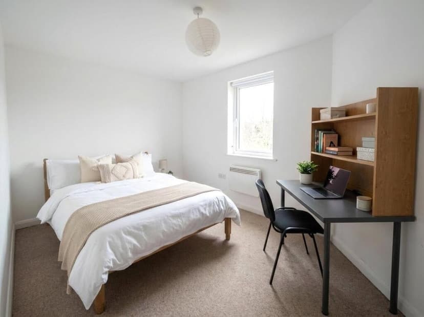 Flat 3 Leonards Yard - Image 4