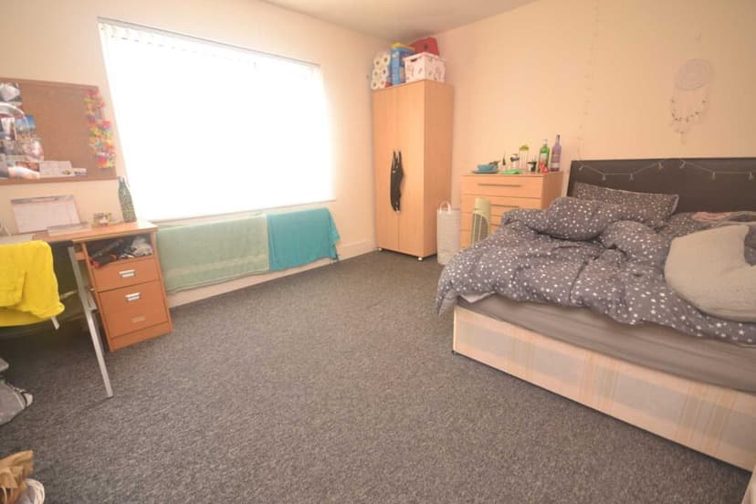 Donnington Gardens - Image 4