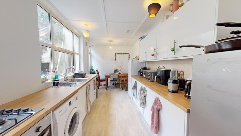 Upper North Street - Image 1