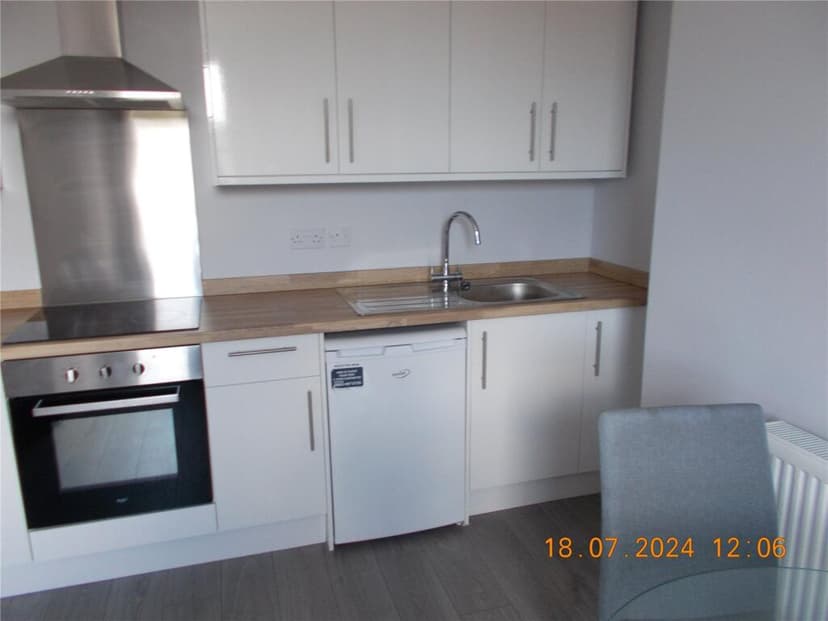 College Road - Image 2