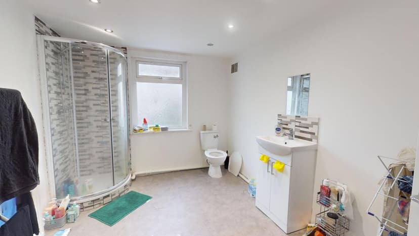 Viaduct Road - Image 5