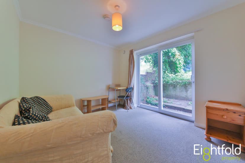 Ashurst Road - Image 8