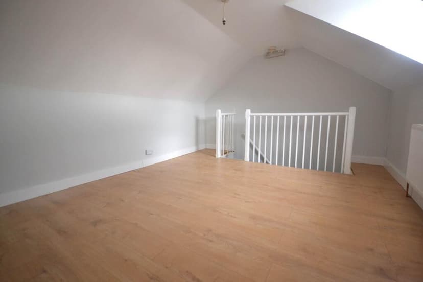 Blenheim Road - Image 5