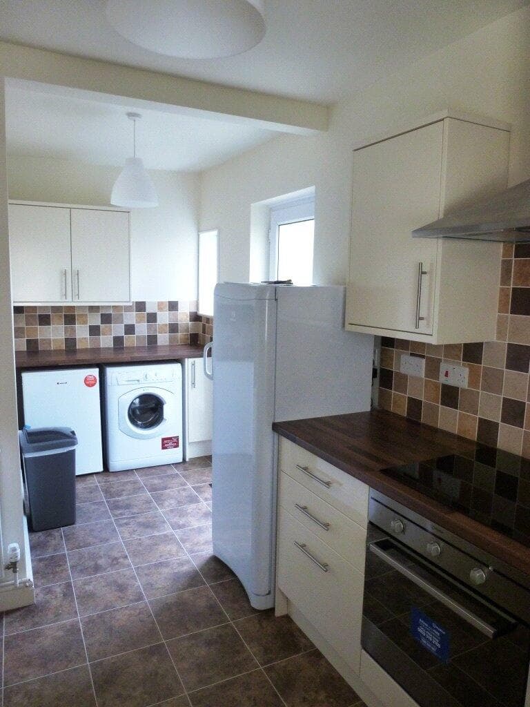 13 Harry Stoke Road - Image 4