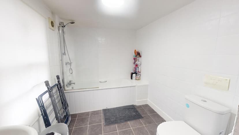 Ditchling Road - Image 6