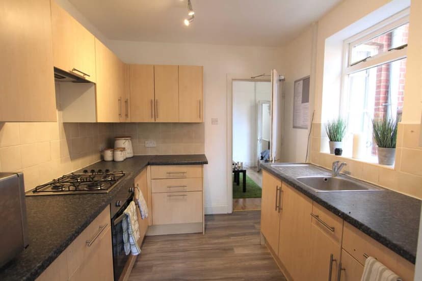 Grange Avenue - Image 4