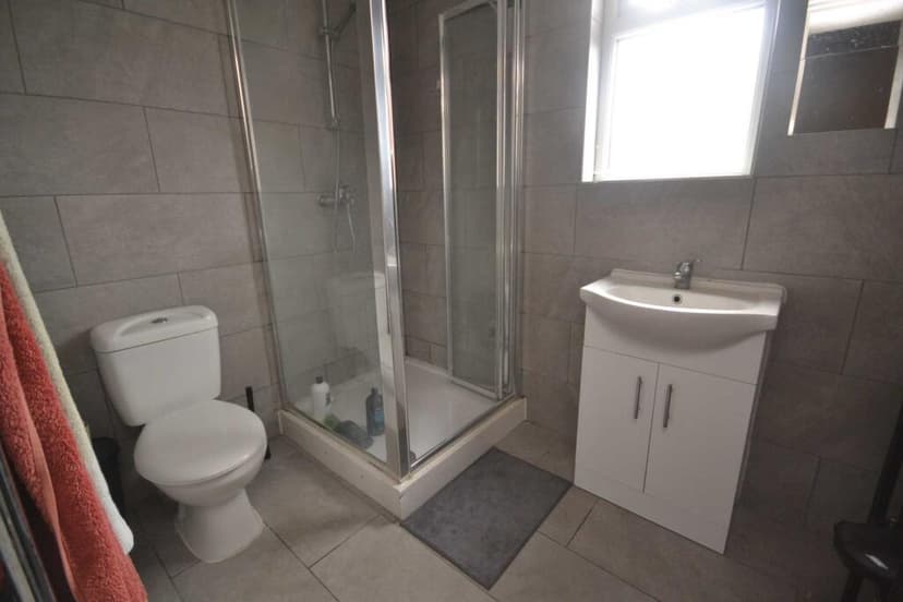 Blenheim Road - Image 3