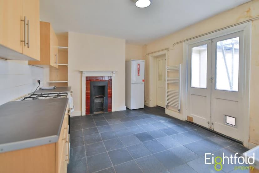 Richmond Place - Image 2