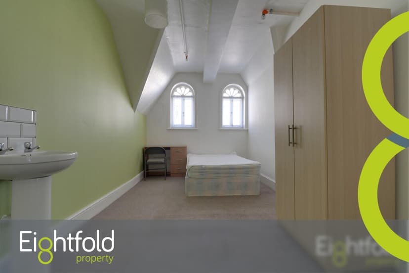 West Street - Image 6