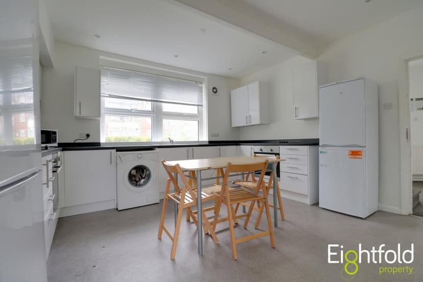 The Highway - Image 8