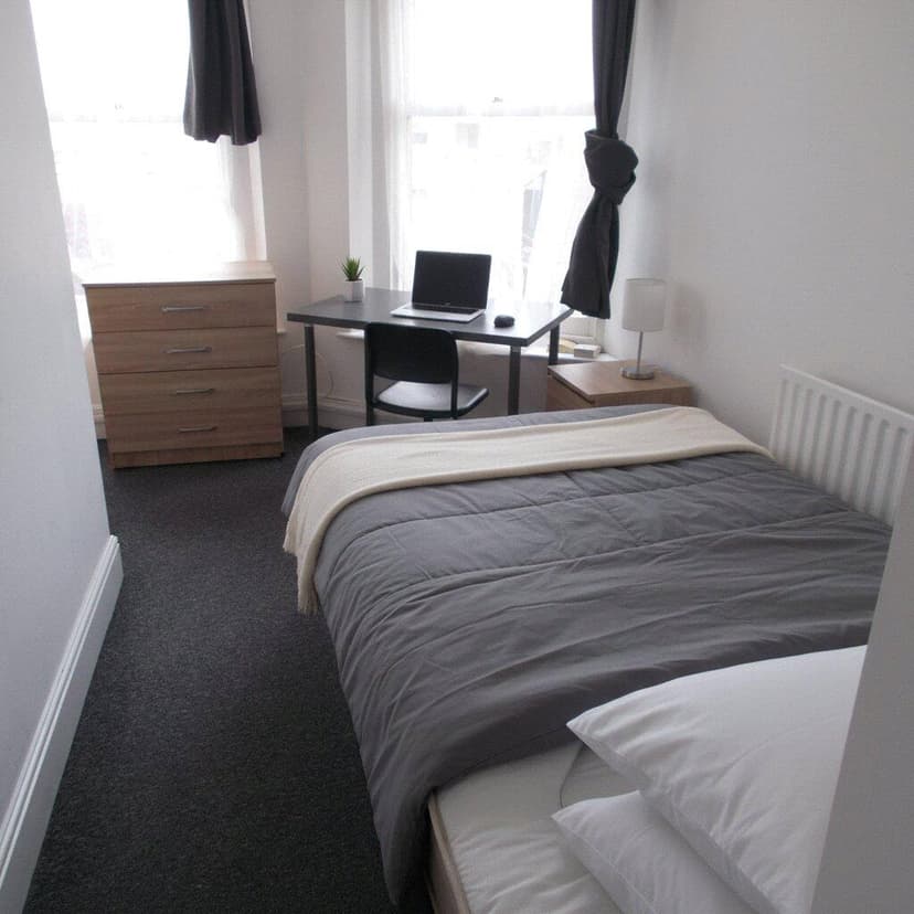 Chesterfield Road - Image 4