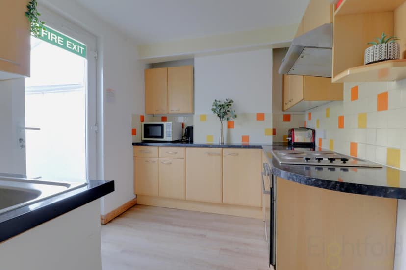 Southover Street - Image 8