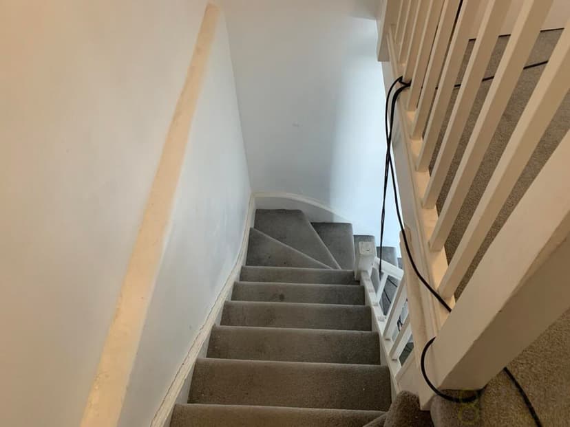 Portland Road - Image 4