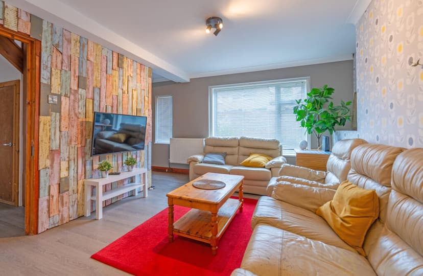 Ashburnham Drive - Image 1