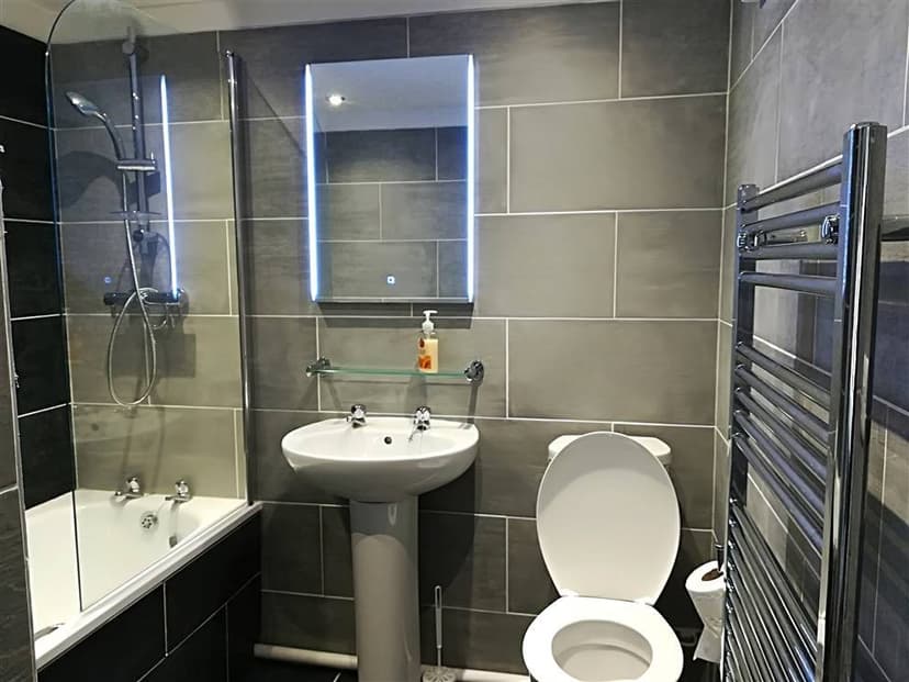 11 Sketty Road - Image 5