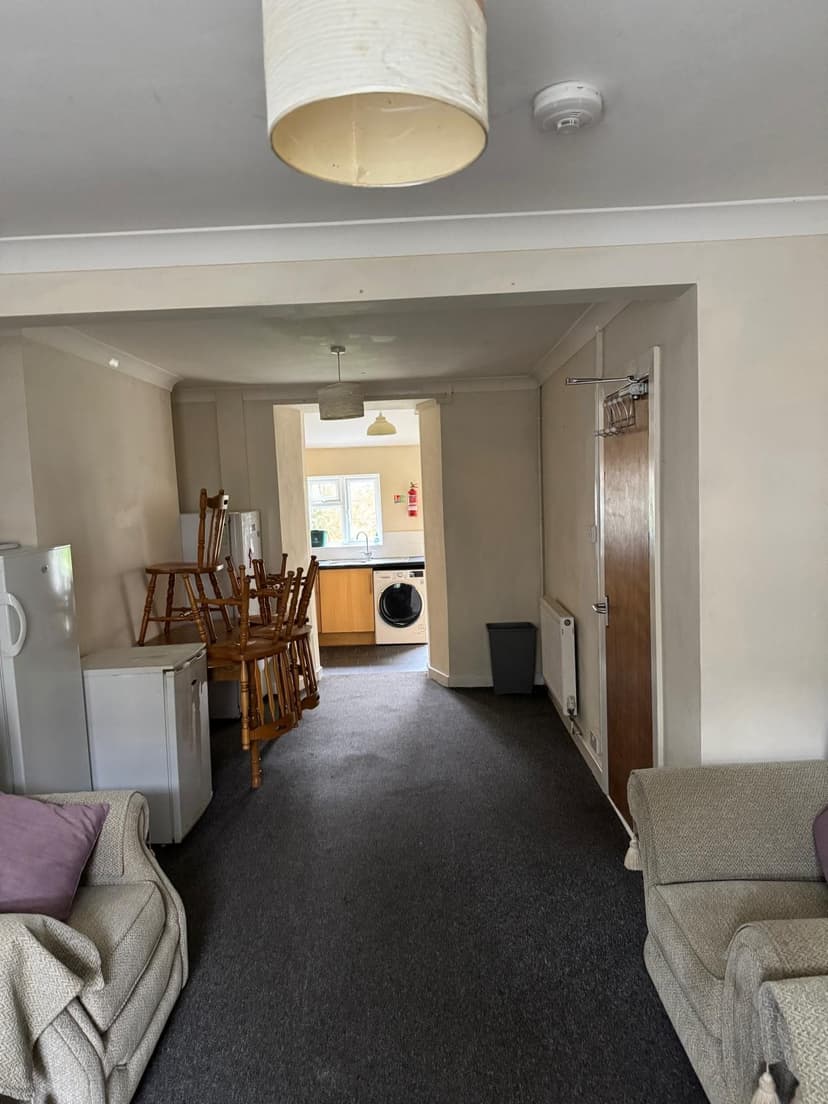 155 St Helens Avenue - Image 4