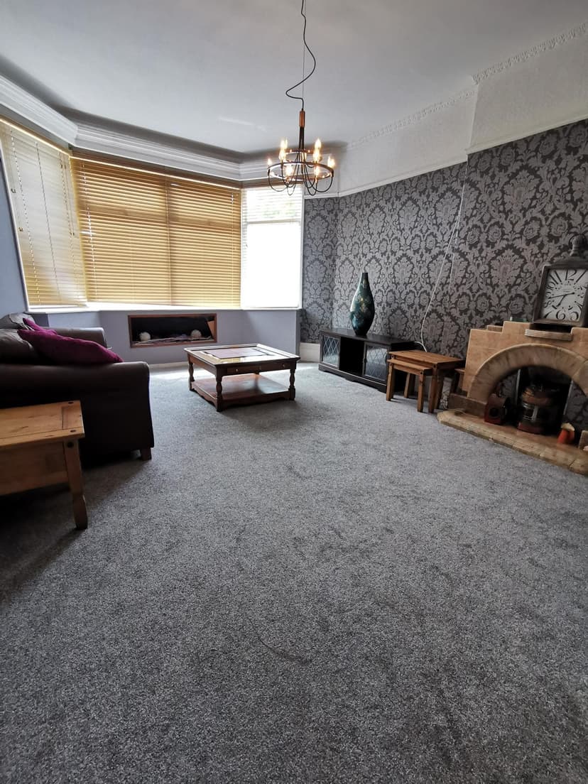 53 Heathfield - Image 2