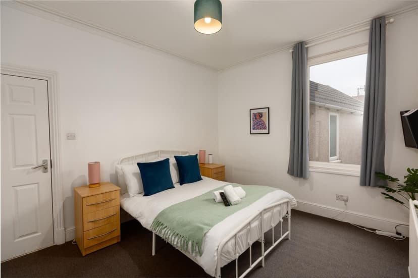 8 St Albans Road - Image 5