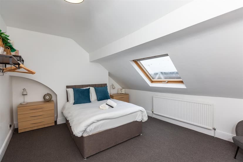 8 St Albans Road - Image 3
