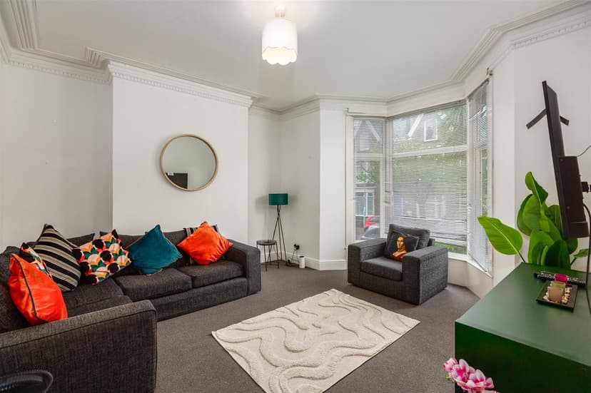 8 St Albans Road - Image 8
