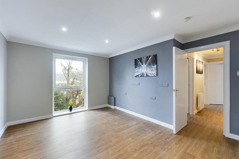 Flat 6, Emmerdale Court 21 Cranbury Pl - Image 3
