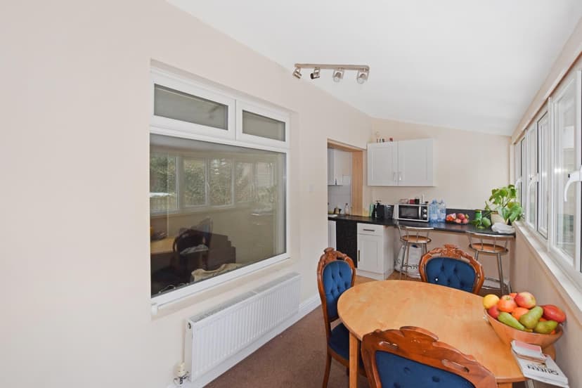 6, Coronation Road - Image 4
