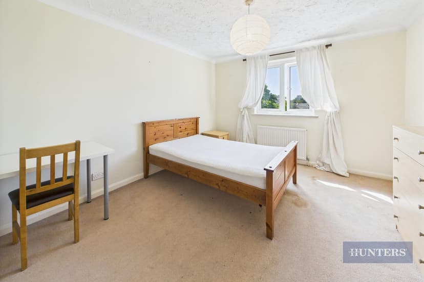 34 Berkeley Close - Image 19