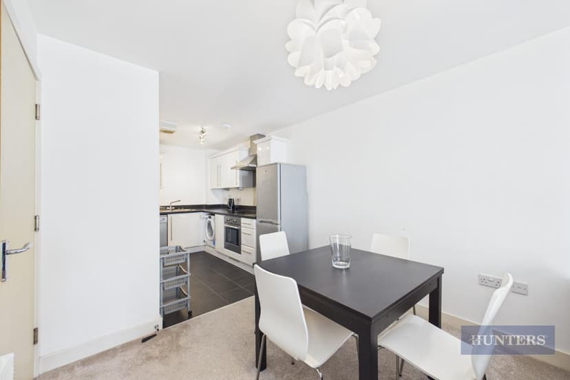 Flat 45, Castle Place 117 High Street - Image 3