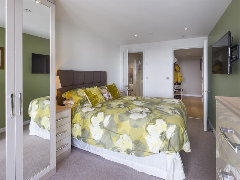 2, Eldon Road - Image 11