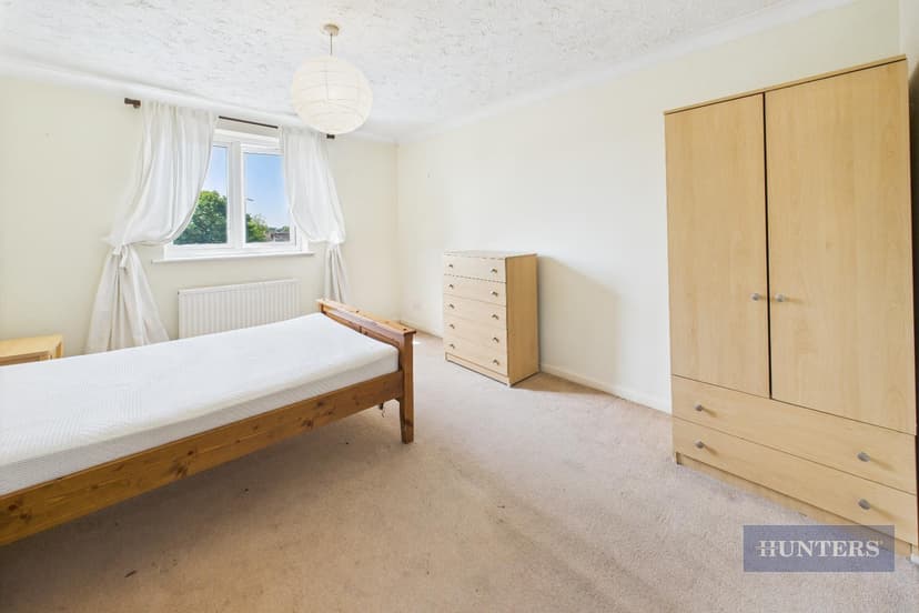 34 Berkeley Close - Image 20