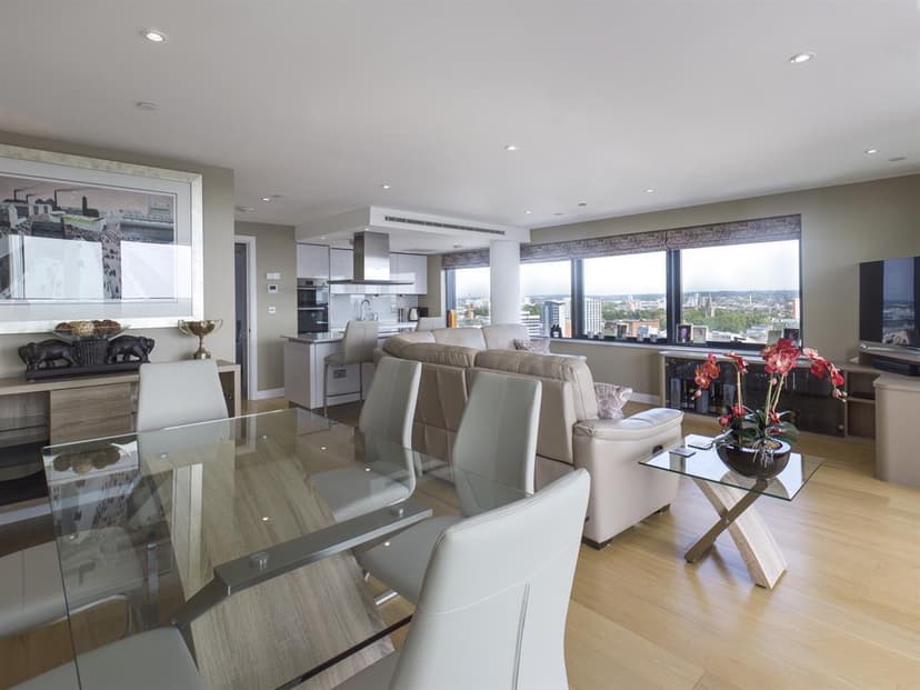 2, Eldon Road - Image 9