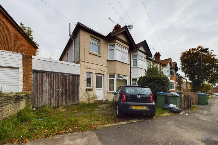 6, Coronation Road - Image 1