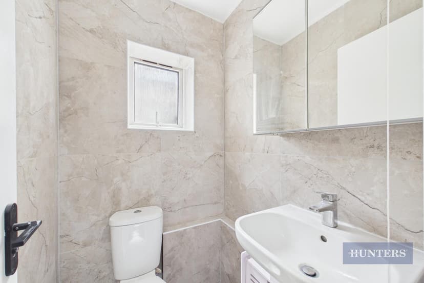 2E Ascupart Street - Image 9