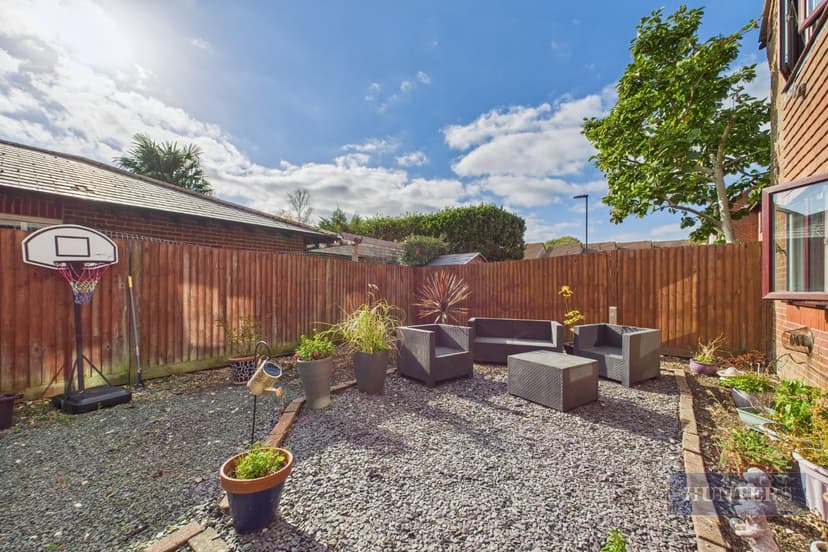 215, Heeley Road - Image 9
