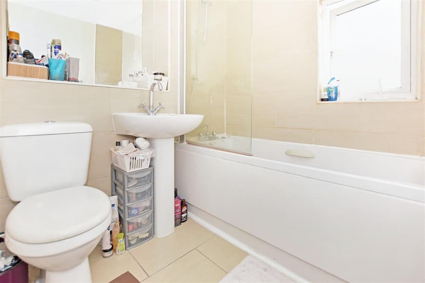 Room 2, 31 Ranelagh Gardens - Image 6