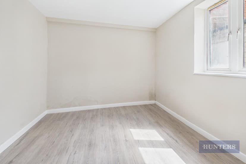 2E Ascupart Street - Image 7