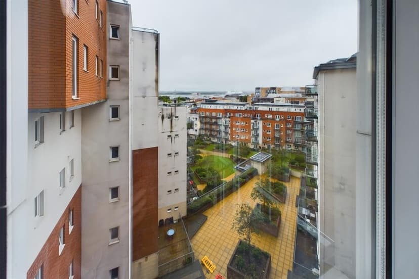 Flat 90, Oceana Boulevard Briton Street - Image 16