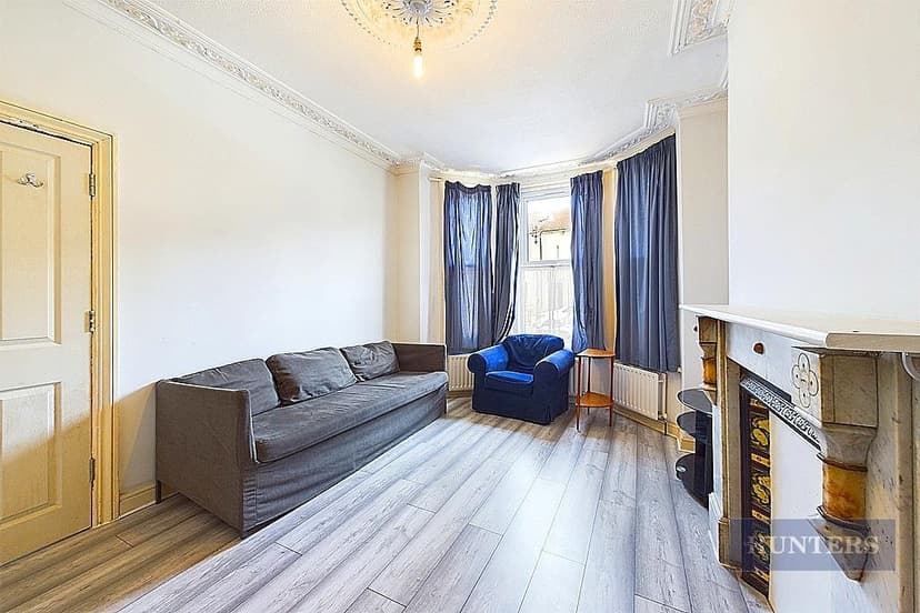 6, Umberslade Road - Image 9