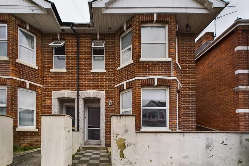 37, Quinton Road - Image 9