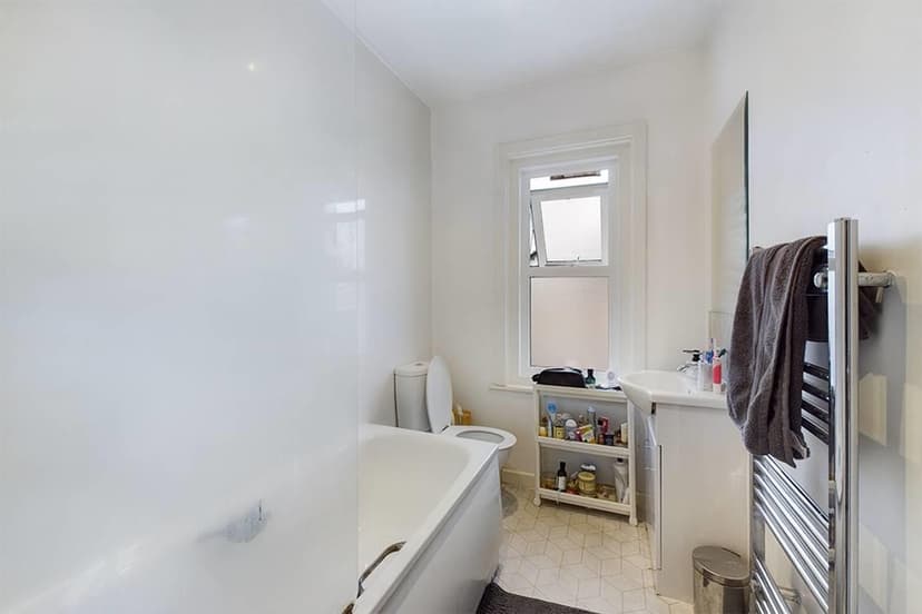 37, Quinton Road - Image 8
