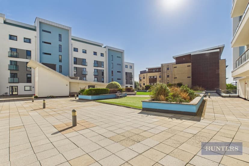 18, Colbalt Quarter Maritime Walk - Image 10