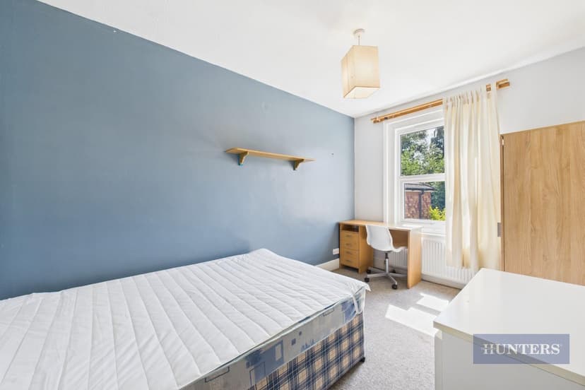 Room 1, Hubert Road - Image 4
